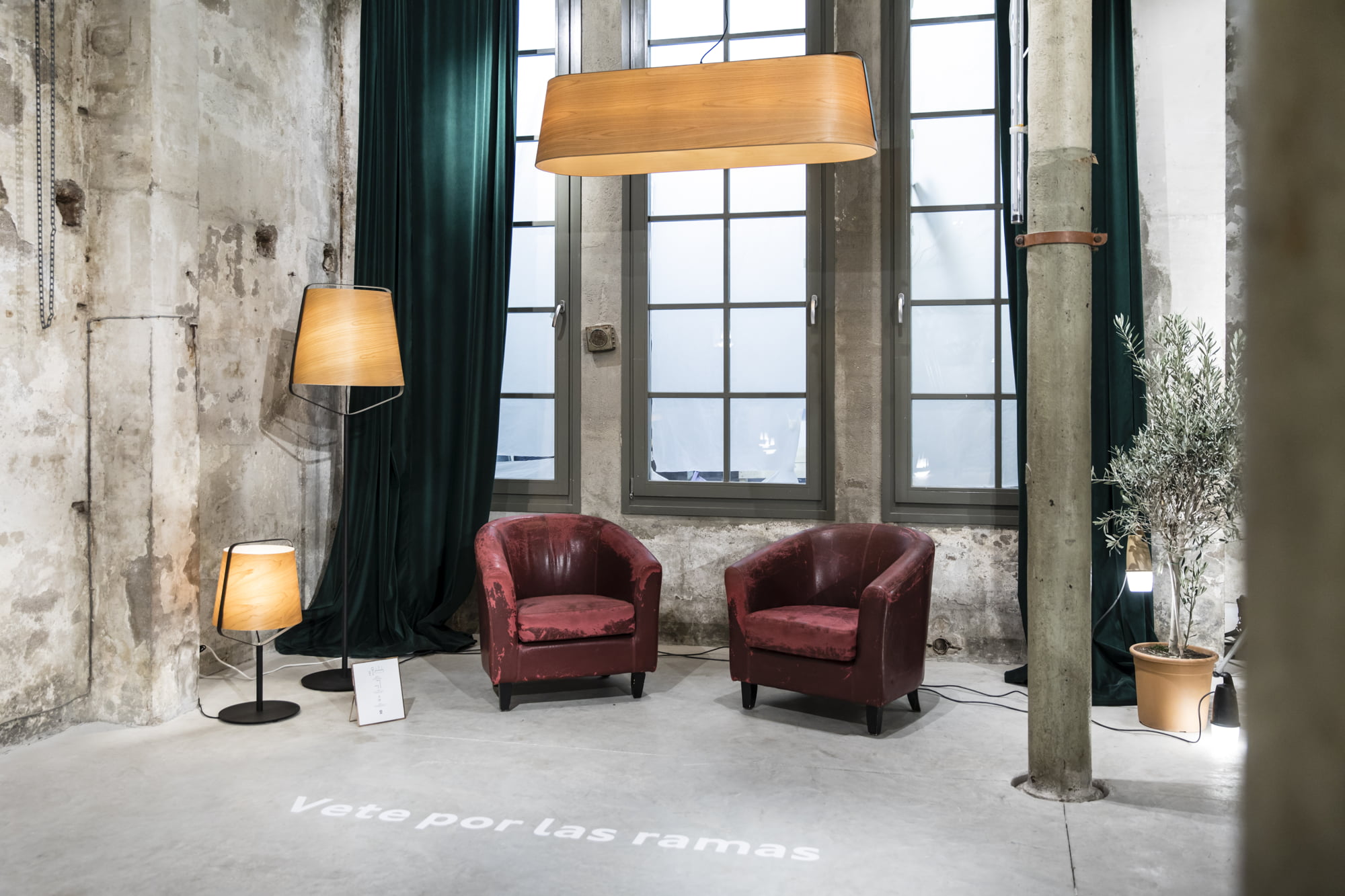 Faro STOOD Hängeleuchte schwarz und Holz - Produktbild 4