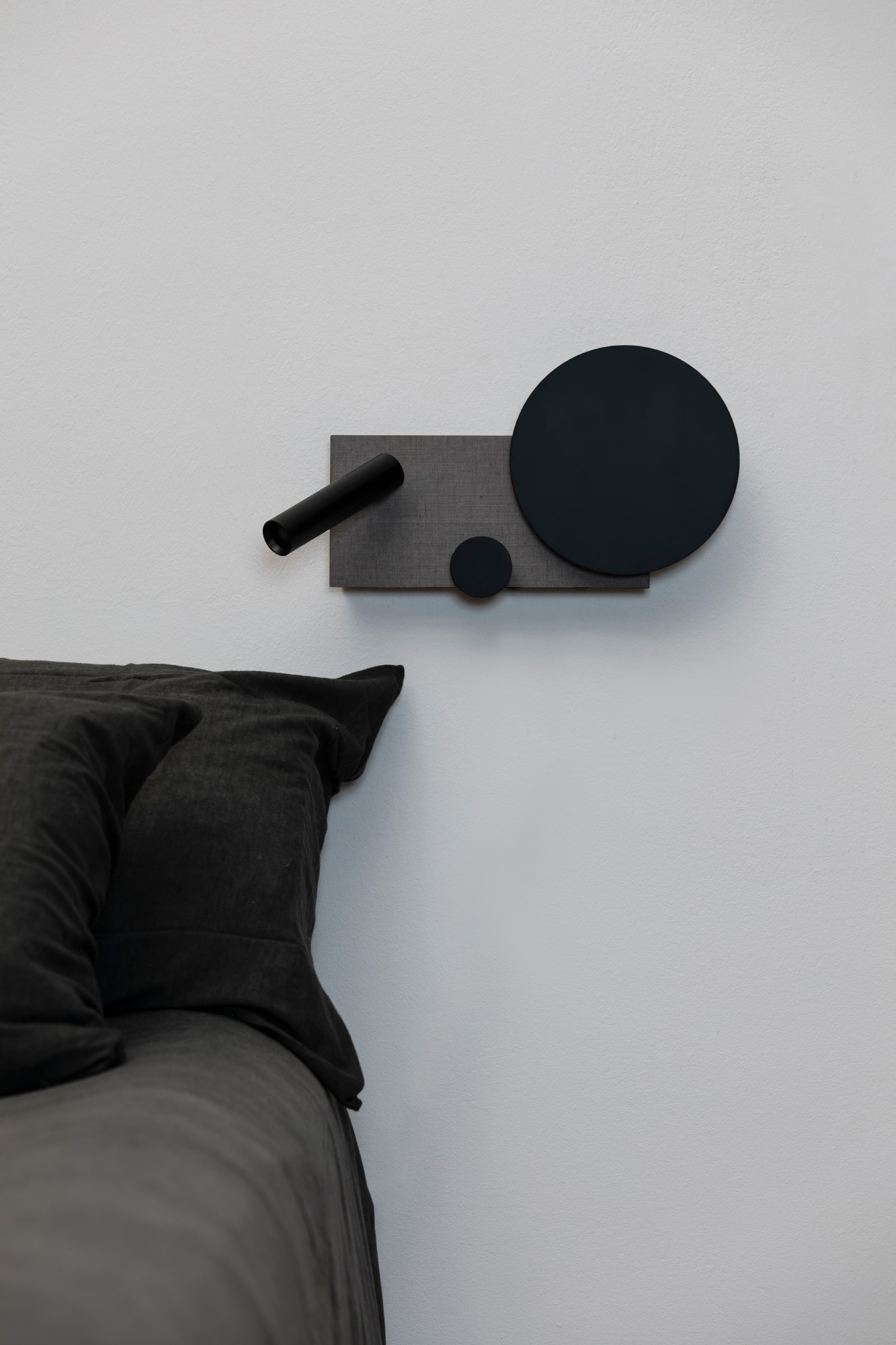 Faro KLEE Wandleuchte rechts grau mit Leser - Produktbild 4