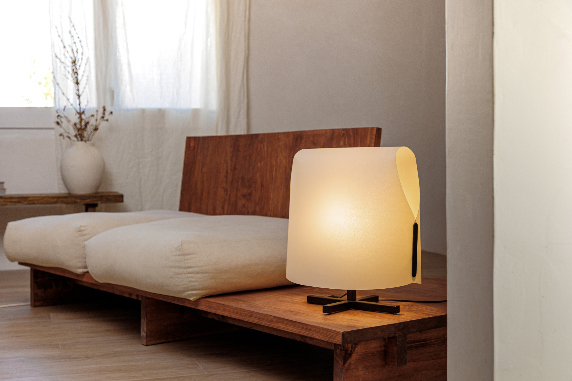 Faro LUANG M Schwarz/beige Tischleuchte - Produktbild 6