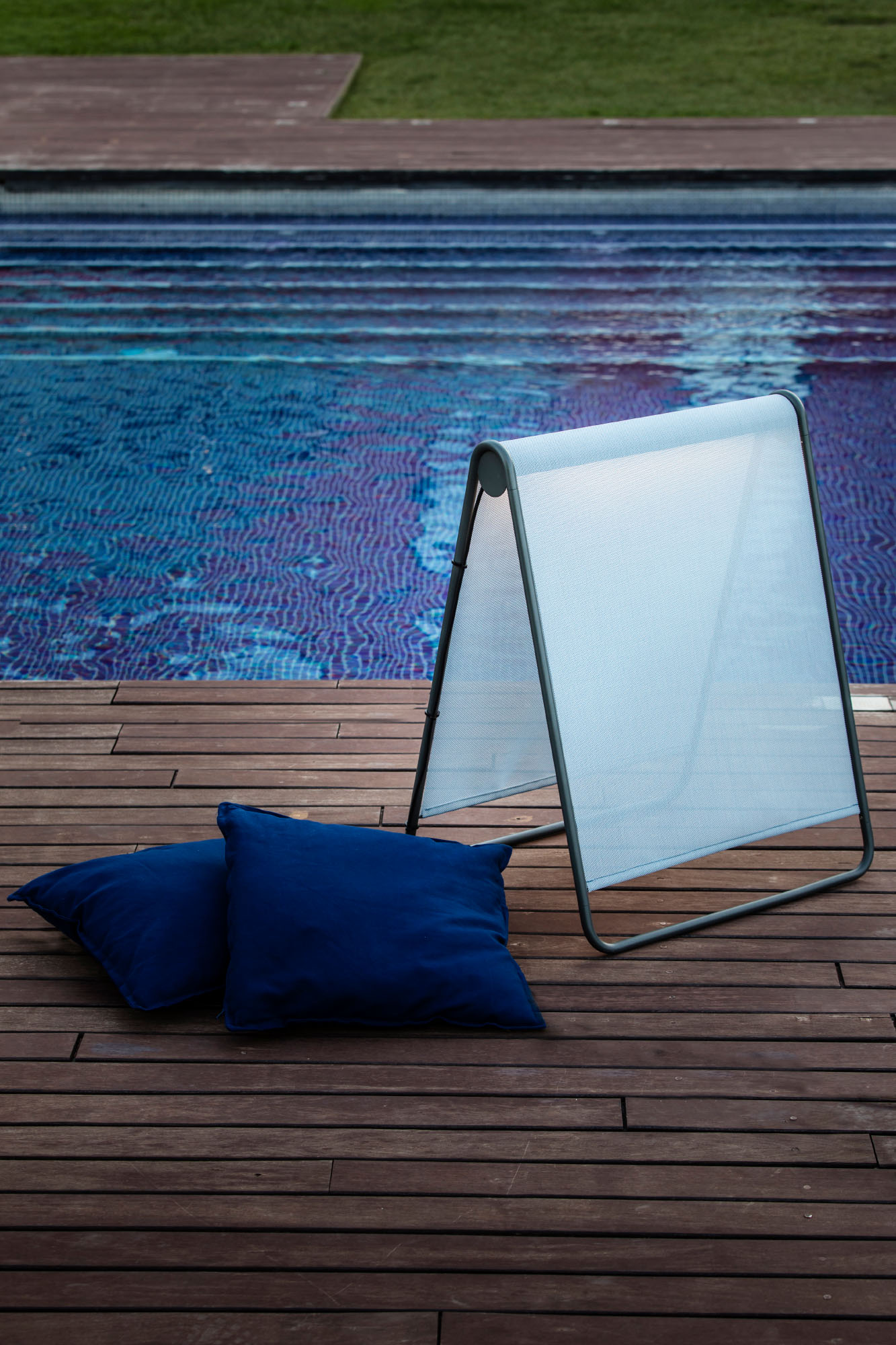 Faro CADAQUÉS Blaue Stehleuchte für das Wohnzimmer - Produktbild 2