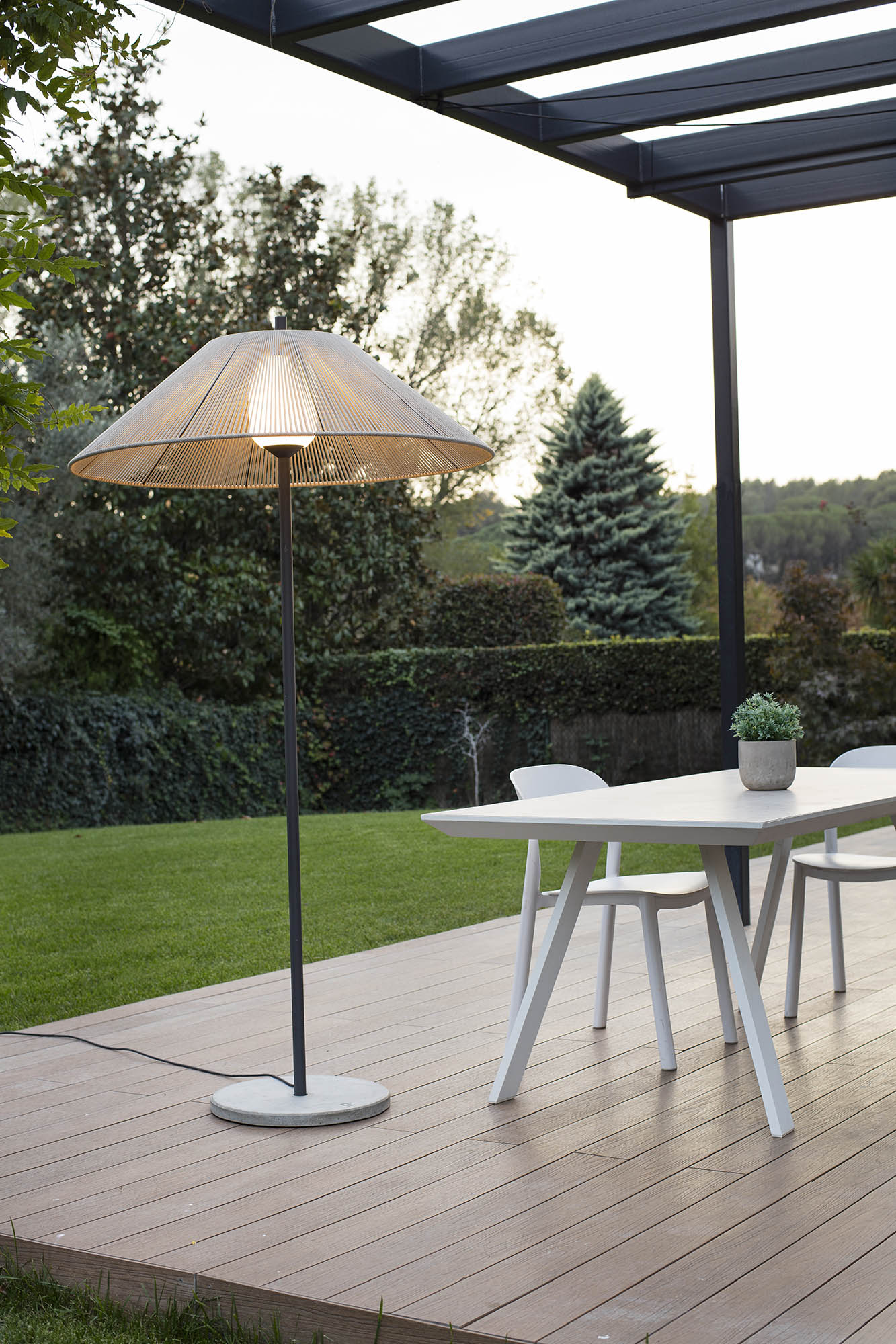 Faro SAIGON OUT C100 Stehleuchte grau/beige 2M - Produktbild 3