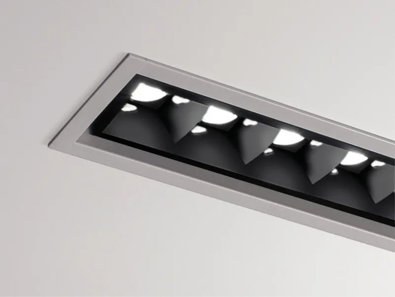 Molto Luce RIDE LENS R (aluminium eloxiert/schwarz) - Produktbild 1