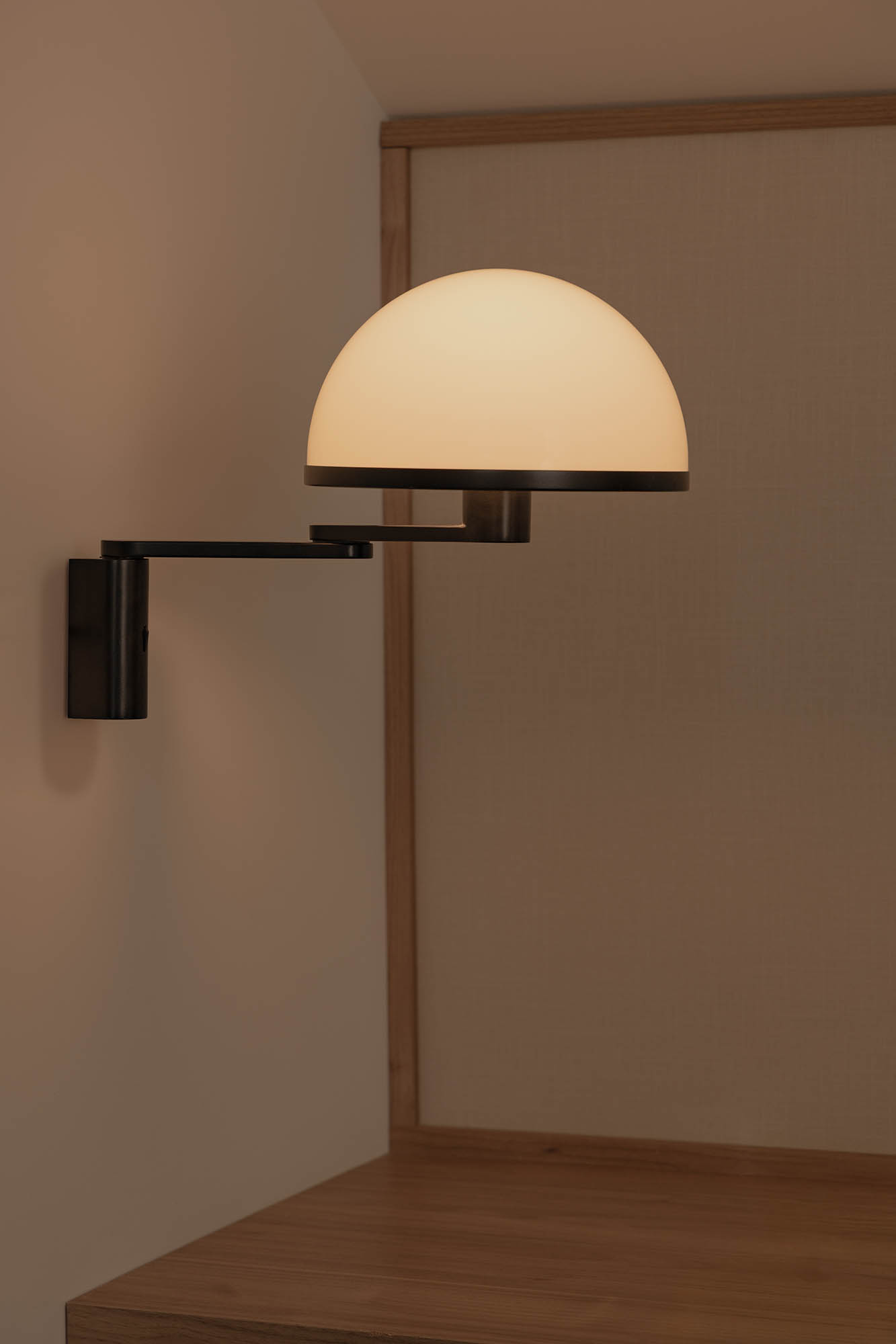 Faro DOME Wandleuchte mit schwenkbarem Arm schwarz - Produktbild 3