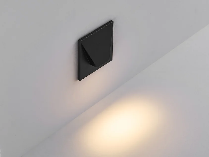 Molto Luce Wall 68R Quad (Schwarz) - 5